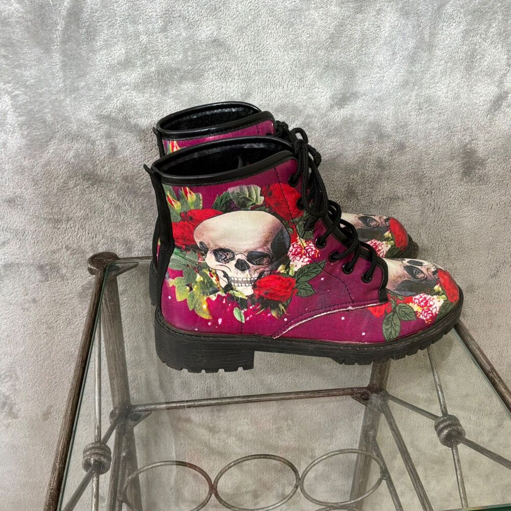 WOMENS Skull Roses Combat Boots Goth Festival Rave Sz 40 / US 9 pink purple - Picture 3 of 8